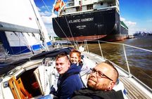 Authentic Sailingtrip "To the Gates of Hamburg" from Wedel