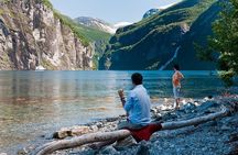 Private Full Day Ferry Trip To Geirangerfjord From Ålesund