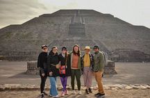 Teotihuacan pyramids morning or afternoon without tourist traps