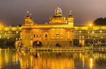 Golden Temple Night Ceremony and Light Visit Tour with Pick-Drop