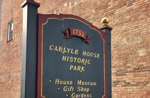 Small Group Walking Tour in Old Town Alexandria and Carlyle House