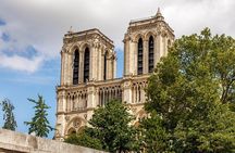 Paris Guided Tour with Notre Dame Cathedral or Ste Chapelle Entry
