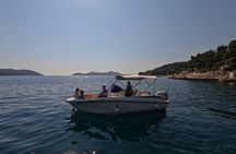 Rent a speedboat without skipper - discover beauties by yourself 