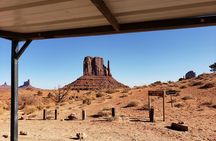 Backcountry Monument Valley Tour