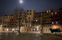 Venice Ghostly Legends Explore on Foot