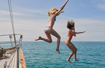Athens Riviera Half-Day Cruise – Swim, Lunch & Drinks Included!