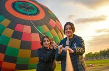 Travel by Hot Air Balloon, Teotihuacán Pyramids and Lunch