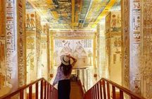 Valley of Kings with Professional Guide Small-Group from Hurghada