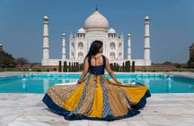 From Delhi: Sunrise Taj Mahal tour with Elephant Conservation