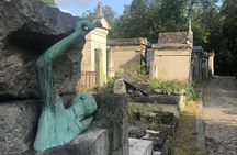 2.5 Hour Walking Tour of Père Lachaise Cemetery from Paris