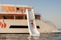 Pattaya: 3 Island-Hopping Full-Day Party Catamaran Cruise