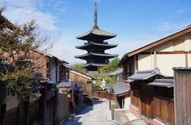 Kyoto Private Cultural Historical Tour with Local Japanese Guide