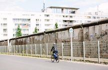 Ultimate E-Bike Tour of Berlin with Beer Garden Stop