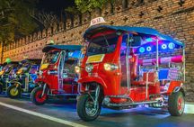 Chiang Mai Temples and Market Tuk Tuk Night Tour