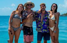 Cancun's Best: Catamaran to Isla Mujeres, Snorkeling & Drinks!