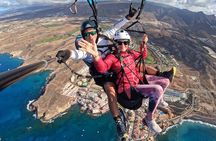 GOLD paragliding flight including videos/photos, t-shirt and a bottle of Cava