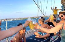 Tropical Dream Snorkel and Dinner Sail in Aruba