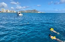 Waikiki: Small Group Turtle Canyon Snorkel Boat Tour