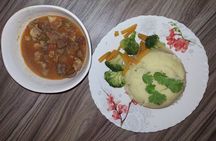 Traditional Kikuyu Cooking in Nairobi with a Local Family