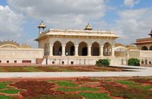 Enchanting Taj Mahal Same Day Tour by Gatiman Train From Delhi