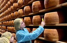 The art of Parmigiano Reggiano and real Balsamic vinegar
