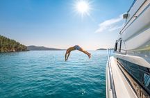 Small group tour by premium yacht to Elaphite Islands