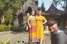 Half day Borobudur temple Climb Up Tour