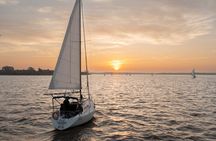 Sailing cruise with premium wine in Buenos Aires
