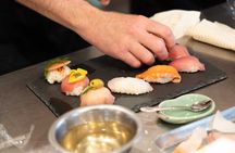 Kyoto: Enjoy Sushi & Market Tour! Best for Family & Couple!