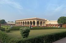 Private 2-Days Taj Mahal Tour with Fatehpur Sikri