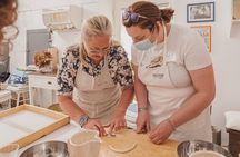 Apulian Cooking Class with Aperitif and Wine in Polignano a Mare