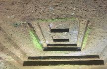  Tomb Hunting and Trekking Adventure in Sovana