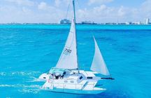 Isla Mujeres Catamaran + Snorkel + Open Bar on board + Buffet