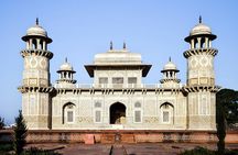 Sunrise Taj Mahal Private Tour from Delhi
