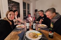 Traditional German Dinner with Live Sax Performance in Berlin
