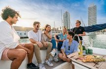 2 hours shared sailing excursion in Barcelona with aperitif