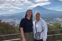 Mt. Fuji Five Lakes Private Tour with Licensed Guide (Tokyo DEP)