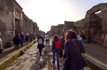 From Naples to Pompeii: Unlock the Secrets of the Past