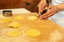 Siena: Small group Cooking Class in Chianti Farmhouse