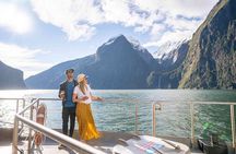 Milford Sound Tour from Queenstown with Cruise