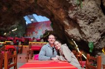 Ascent to Pyramid Moon in Teotihuacan with Breakfast in Cueva
