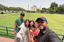 Taj Mahal, Agra Fort & Baby Taj Full-Day Tour from Delhi