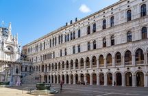 Venice Best of: Doge’s Palace, Prisons, Bridge of Sighs & Gondola