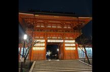 Kyoto: Gion Magical Night Walking Tour
