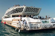 Dubai Lotus Yacht with Dinner Cruise