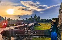 Angkor Wat Sunrise Premium Tour