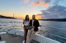 Private Sunset Yacht Voyage