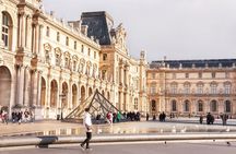 Louvre Museum Guided Tour Options with Timed Entry