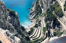 Capri Tour with the Amazing Boat Ride Around The Island