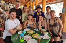 Small Group: Michelin and Local Hawker Food Tour